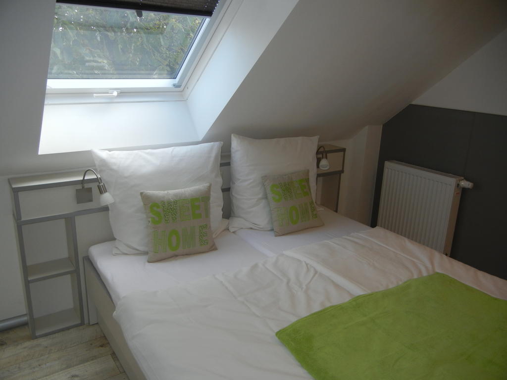 Hotel Gutshof Zum Adlernest Arnsnesta Camera foto