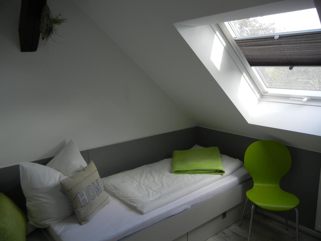 Hotel Gutshof Zum Adlernest Arnsnesta Camera foto